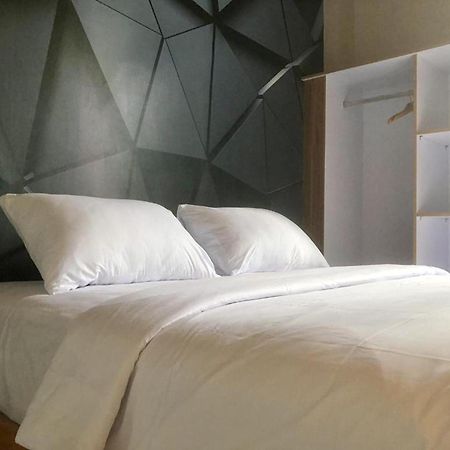 Sekar Arum Riverside Resort In Canggu تاناه لوت المظهر الخارجي الصورة