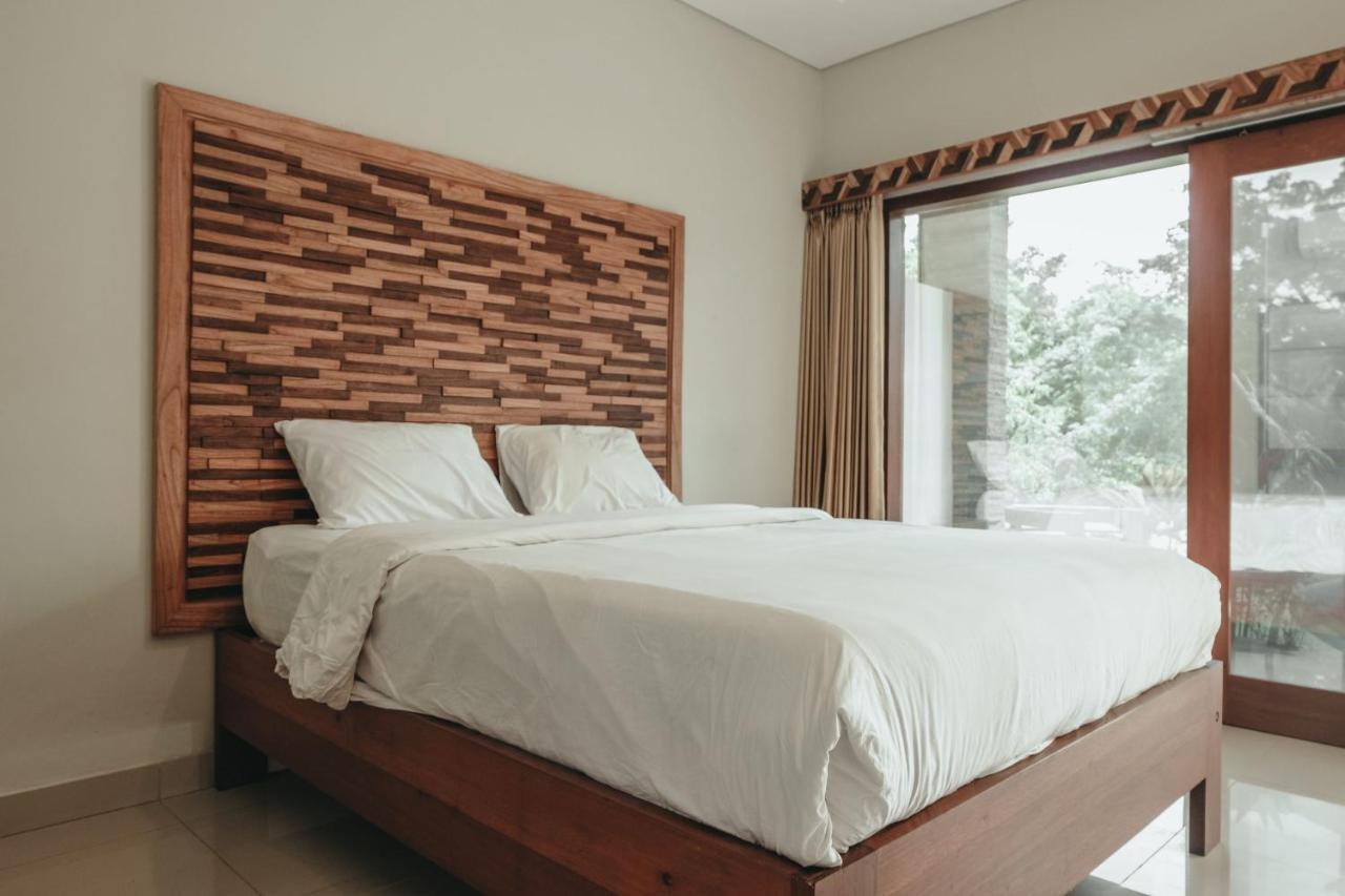 Sekar Arum Riverside Resort In Canggu تاناه لوت المظهر الخارجي الصورة