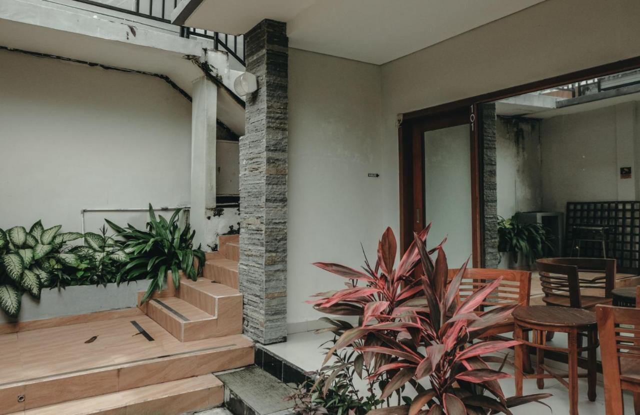 Sekar Arum Riverside Resort In Canggu تاناه لوت المظهر الخارجي الصورة