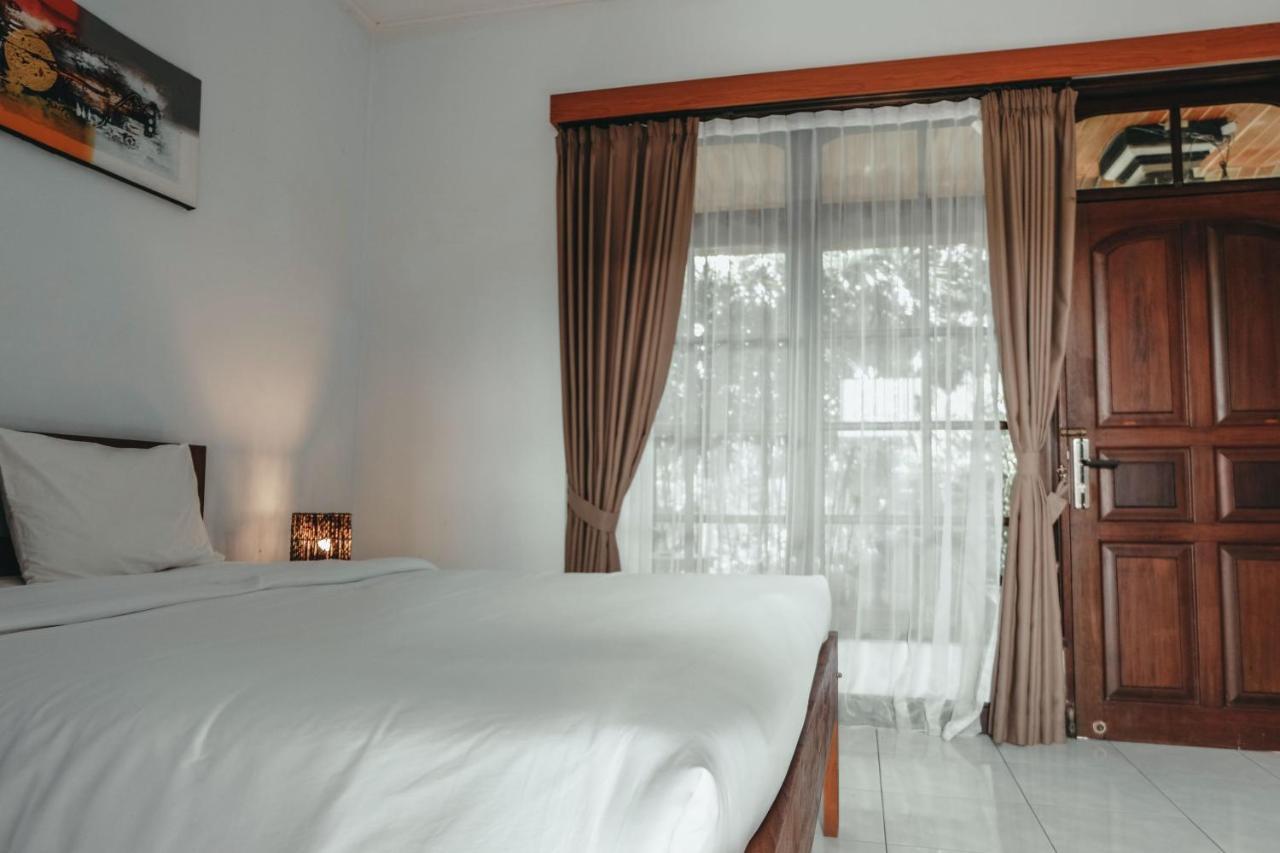 Sekar Arum Riverside Resort In Canggu تاناه لوت المظهر الخارجي الصورة