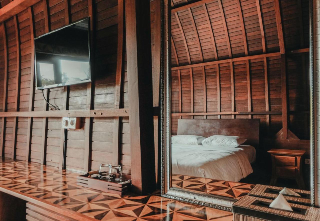 Sekar Arum Riverside Resort In Canggu تاناه لوت المظهر الخارجي الصورة