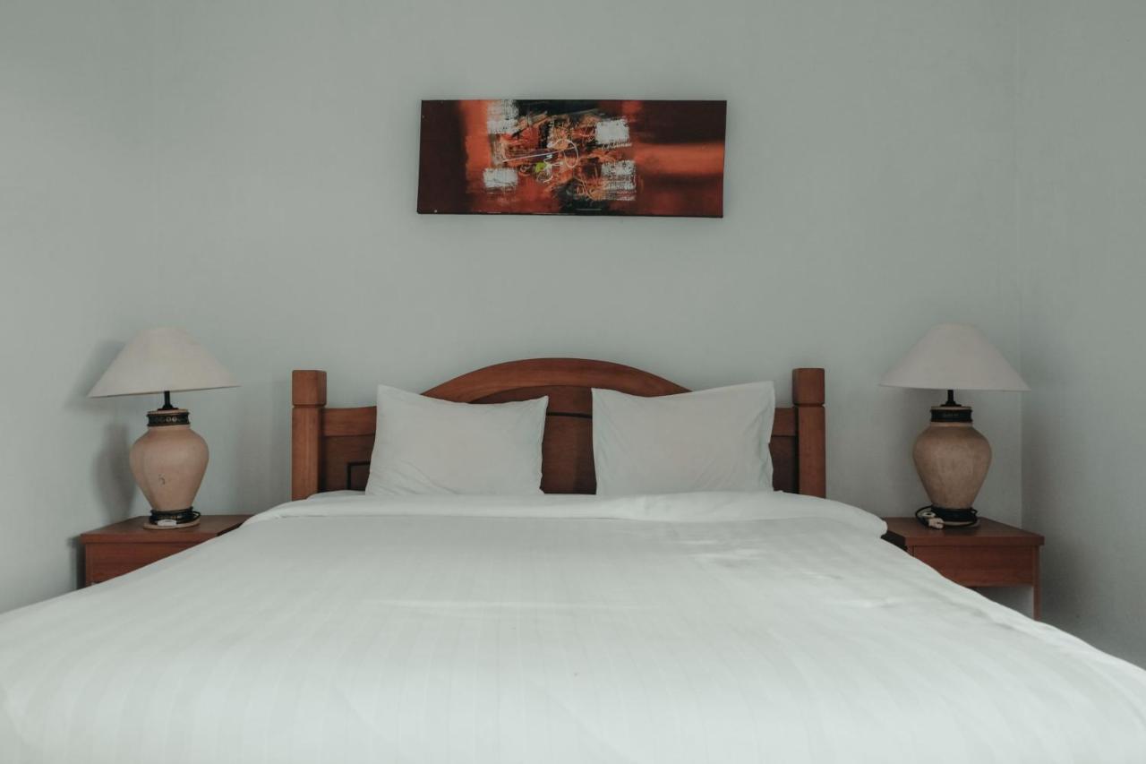 Sekar Arum Riverside Resort In Canggu تاناه لوت المظهر الخارجي الصورة