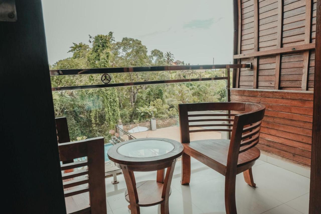 Sekar Arum Riverside Resort In Canggu تاناه لوت المظهر الخارجي الصورة