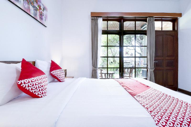 Sekar Arum Riverside Resort In Canggu تاناه لوت المظهر الخارجي الصورة